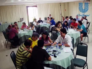 Palestras Explosivas 40 evento unilever chickenz jpg